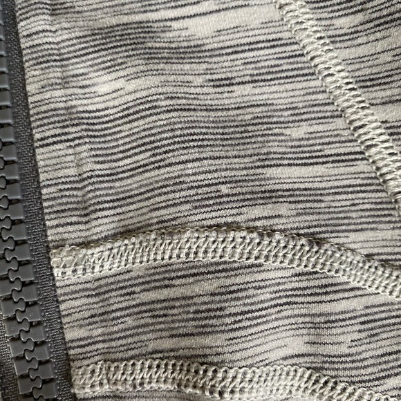 Lululemon jacket - Picture 7 of 8